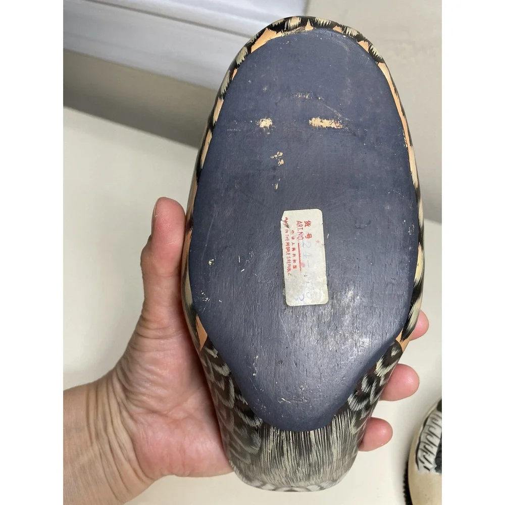 N/A vintage corwed